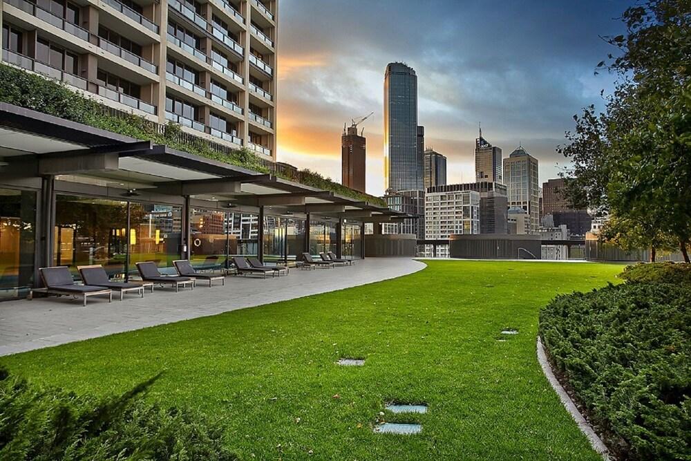 Corporate Keys - Freshwater Place Мельбурн Экстерьер фото
